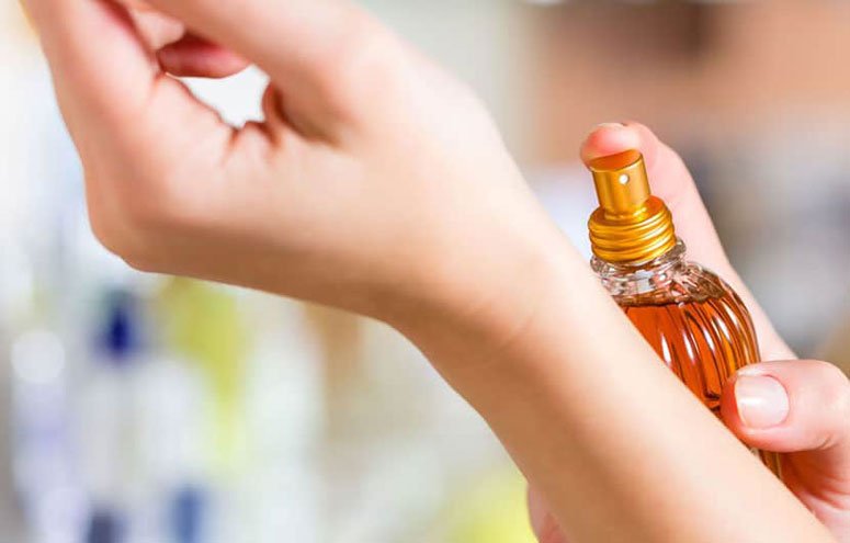 مصرف عطر و اسپری در دوران بارداری